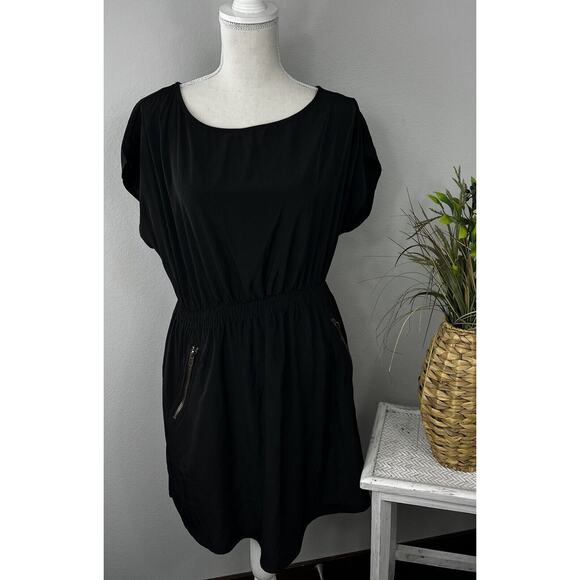 One Clothing Dresses & Skirts - One Clothing Womens Black Cinched Waist Dress with Zippered Pockets Size Large